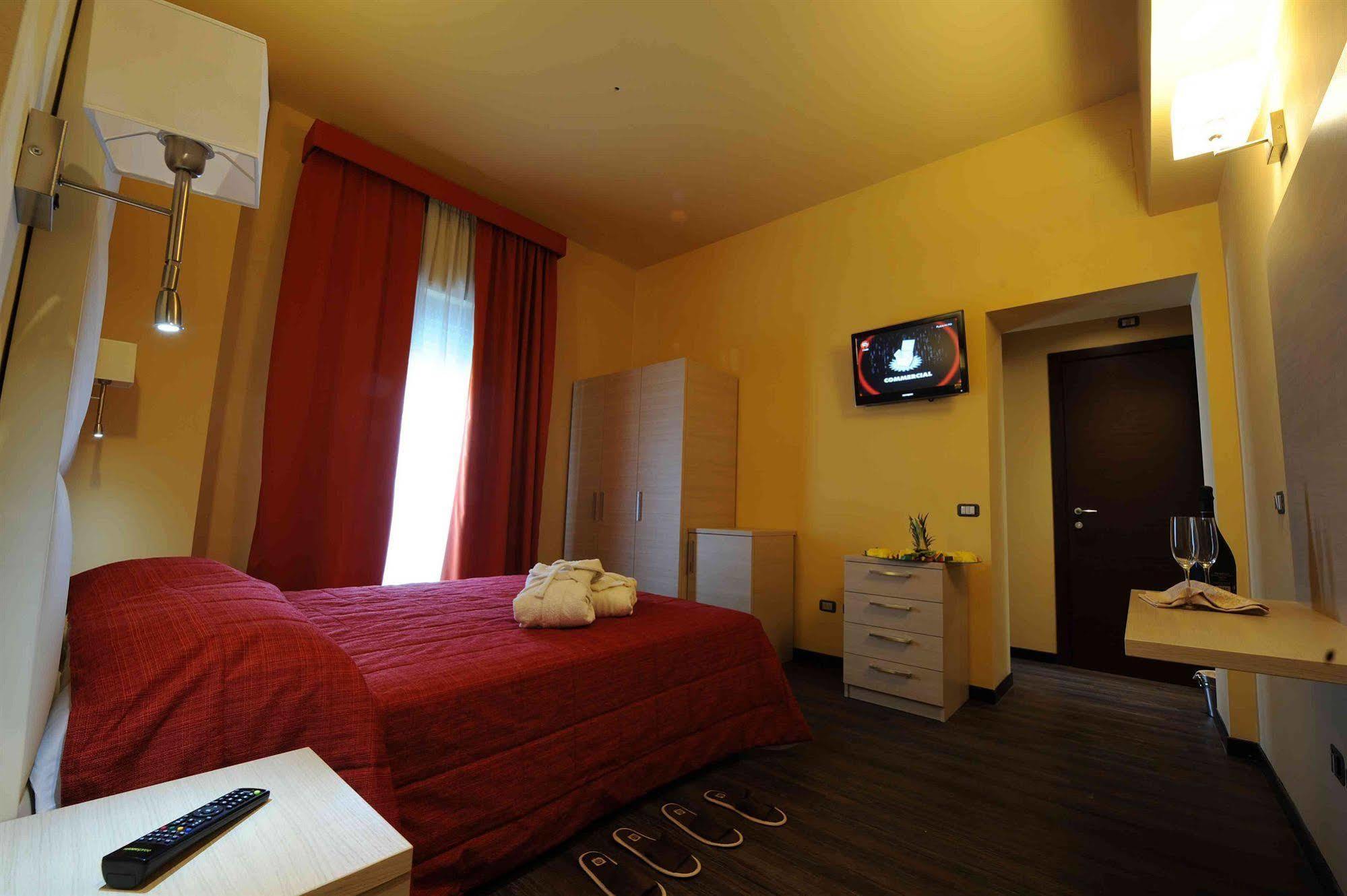 Maiorano Boutique Hotel Manfredonia Exterior foto